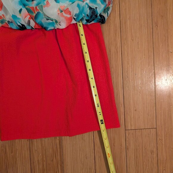 Cowl neck floral mini dress size small - Picture 5 of 7